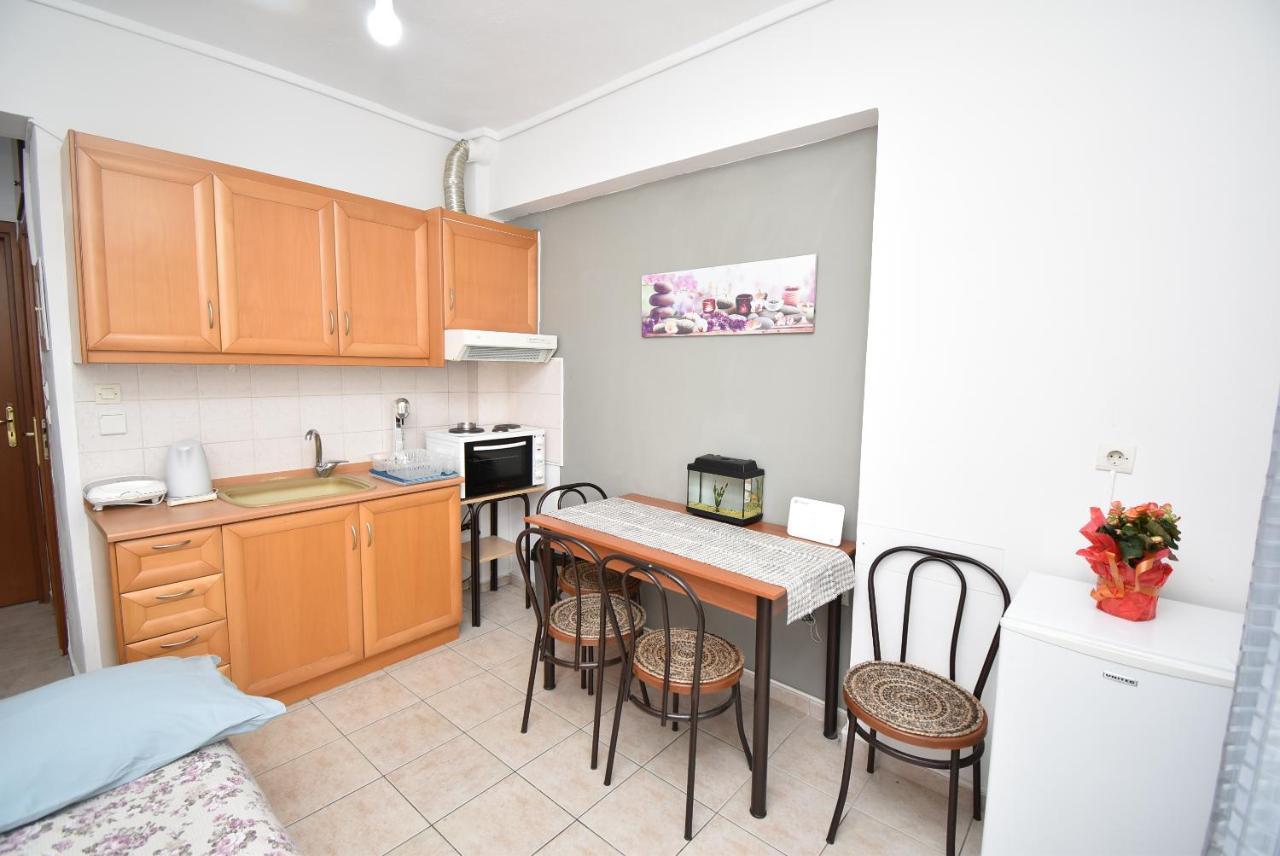 Central Apartment Thessaloniki-Easy Parking Buitenkant foto